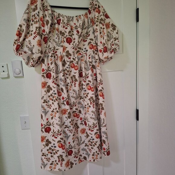 Fruit & Floral Off-shoulder Slit Maxi Dress - Picture 4 of 5